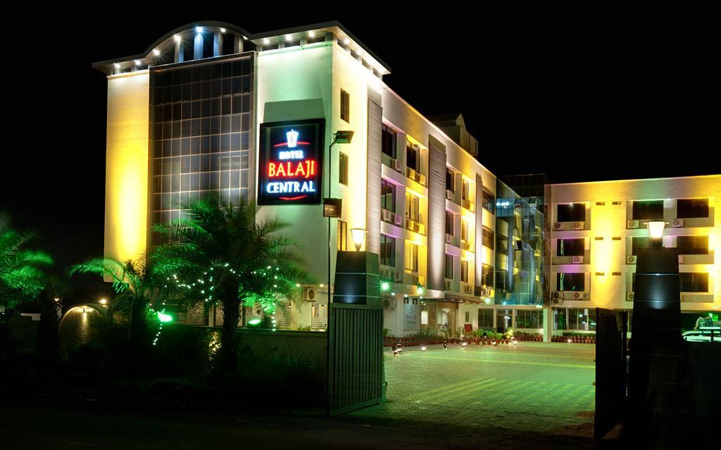 Hotel Balaji Central Ratlam Bagian luar foto