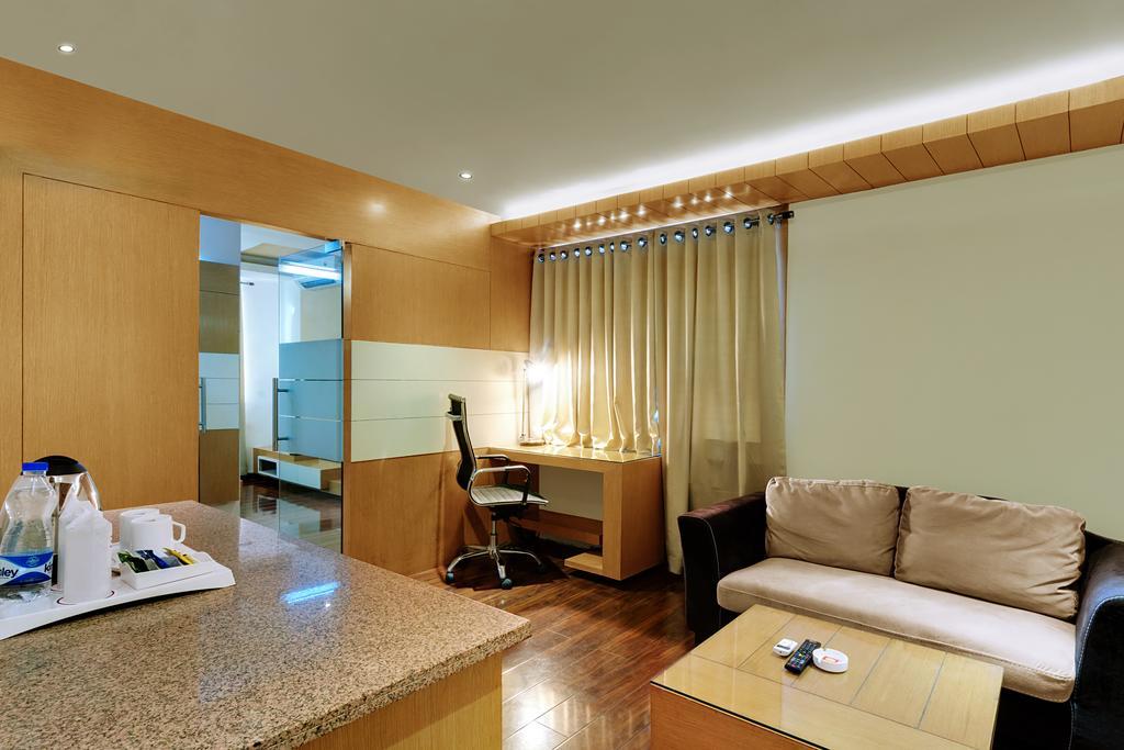 Hotel Balaji Central Ratlam Bagian luar foto